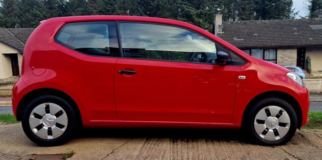 View VOLKSWAGEN UP 1.0 Take up!