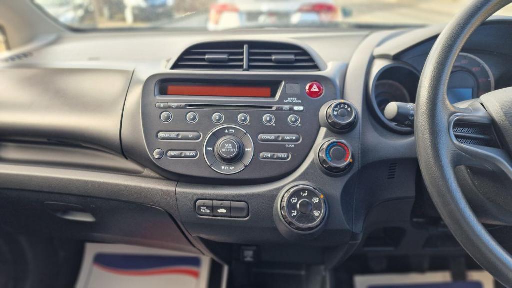 View HONDA JAZZ 1.2 i-VTEC S