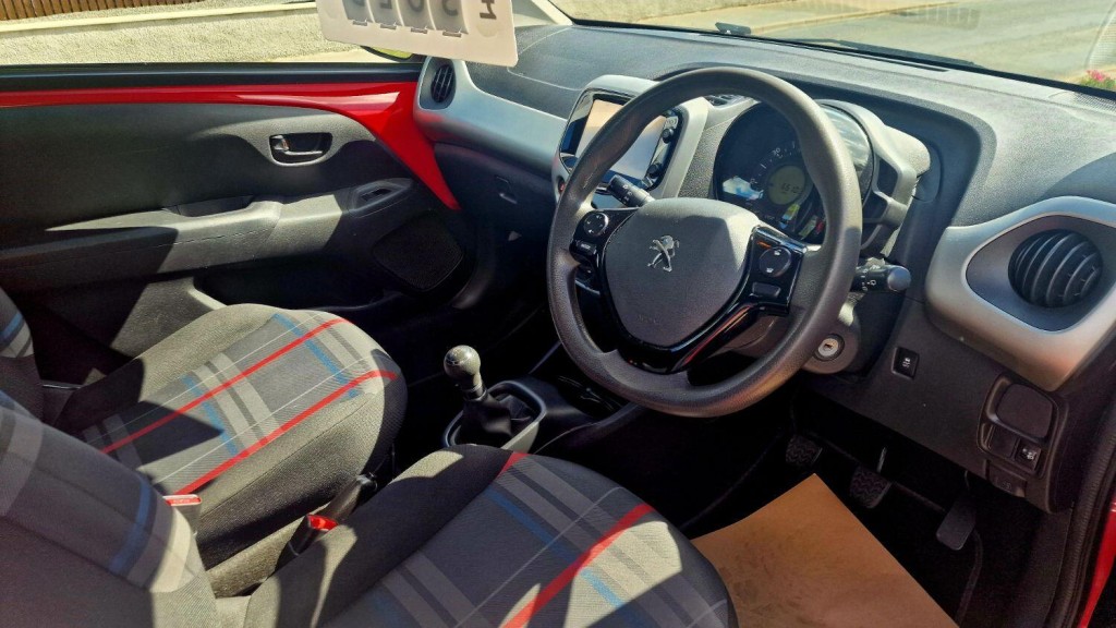 View PEUGEOT 108 1.0 VTi Active