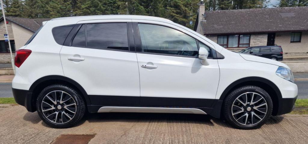View SUZUKI SX4 S-CROSS 1.6 SZ-T AUTOMATIC