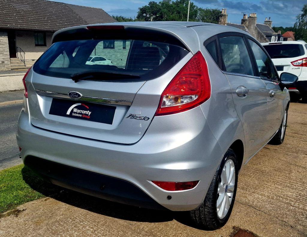 View FORD FIESTA 1.3 Zetec