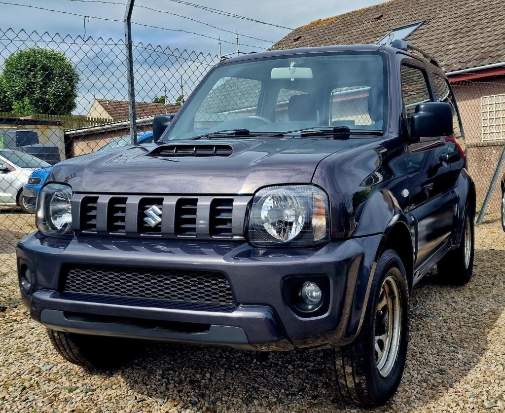 View SUZUKI JIMNY 1.3 VVT SZ3