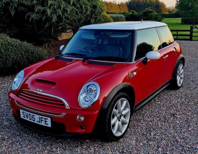 MINI HATCH 1.6 Cooper S Hatch - POC