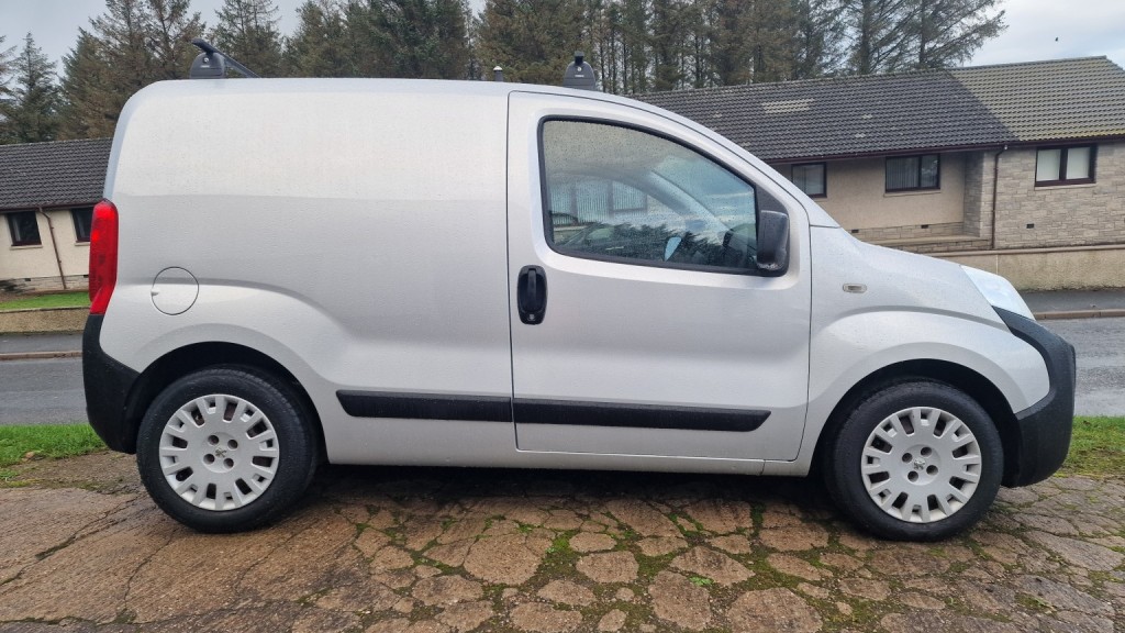 View PEUGEOT BIPPER 1.3 HDi Professional