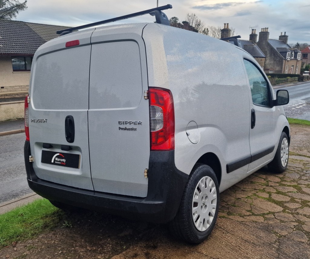 View PEUGEOT BIPPER 1.3 HDi Professional
