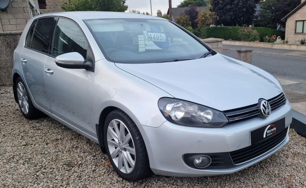 View VOLKSWAGEN GOLF GT TDI DSG