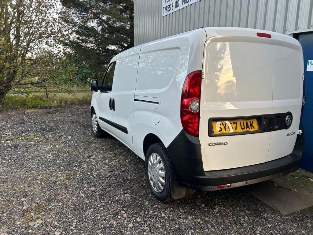 VAUXHALL COMBO