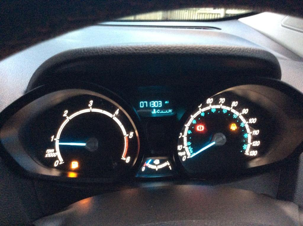 FORD TRANSIT COURIER