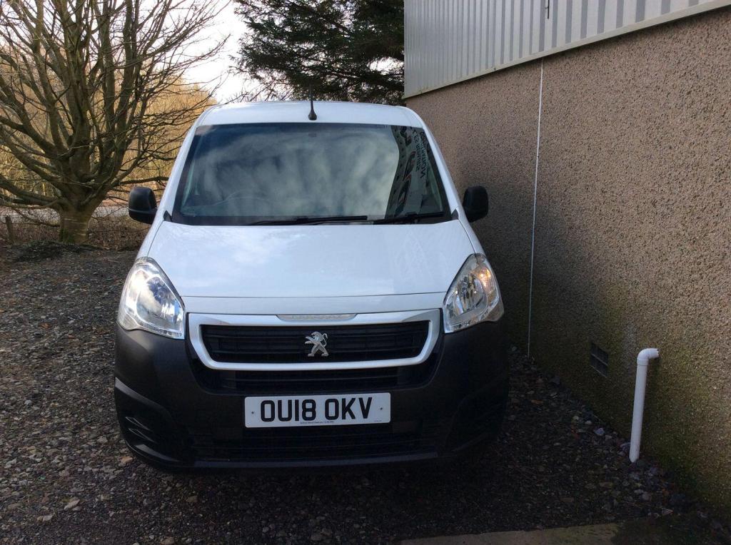 PEUGEOT PARTNER