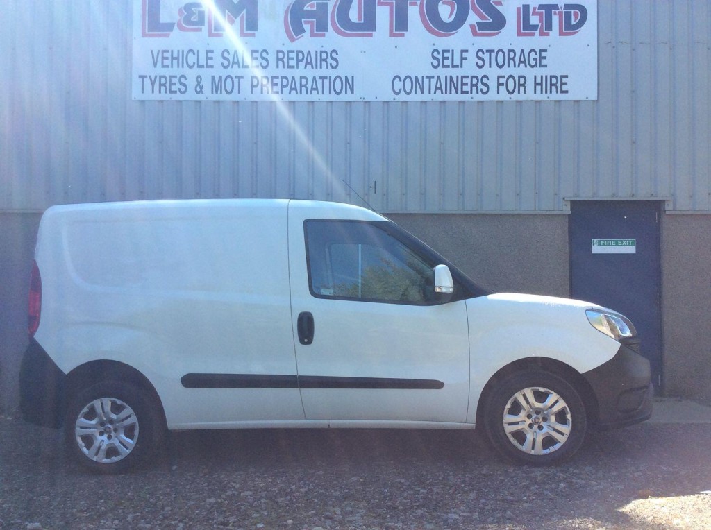 View FIAT DOBLO 1.3 Doblo Cargo 1.3 Multijet Ii 95hp Tecnico