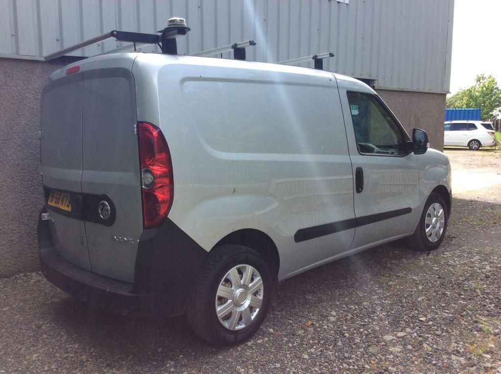 View VAUXHALL COMBO 1.3 CDTi 2000 ecoFLEX