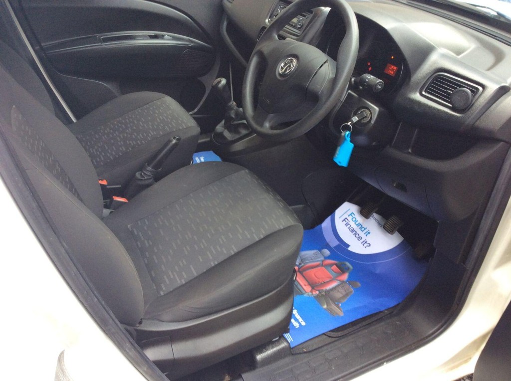 VAUXHALL COMBO