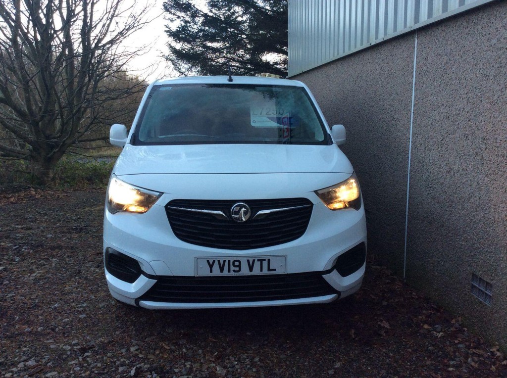 VAUXHALL COMBO