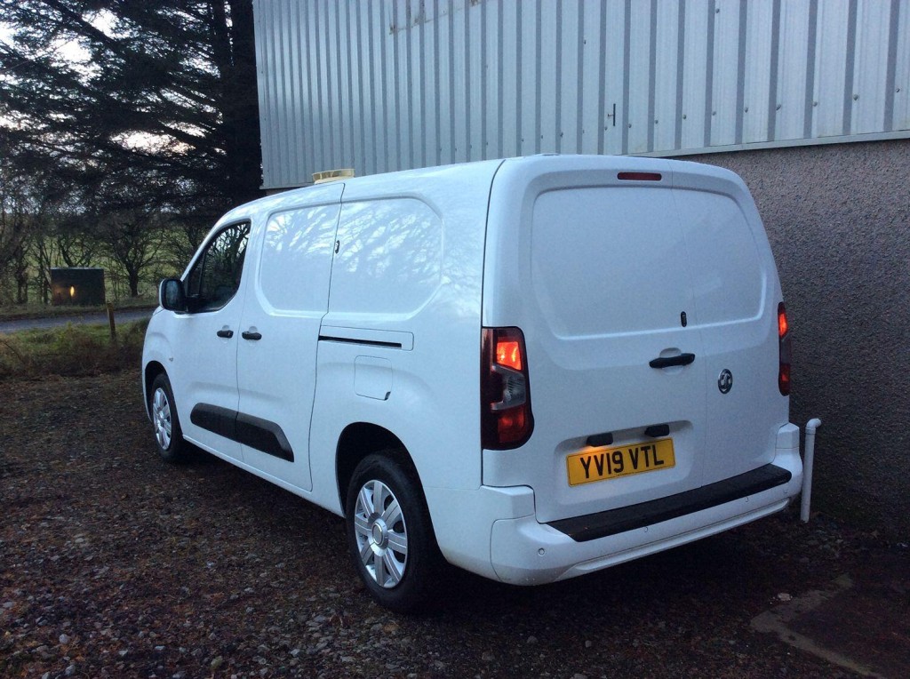 VAUXHALL COMBO
