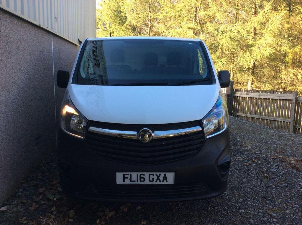 VAUXHALL VIVARO