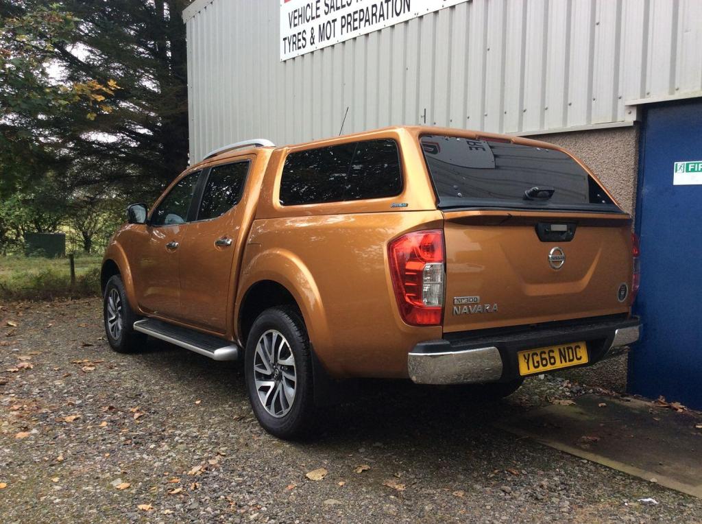 NISSAN NAVARA
