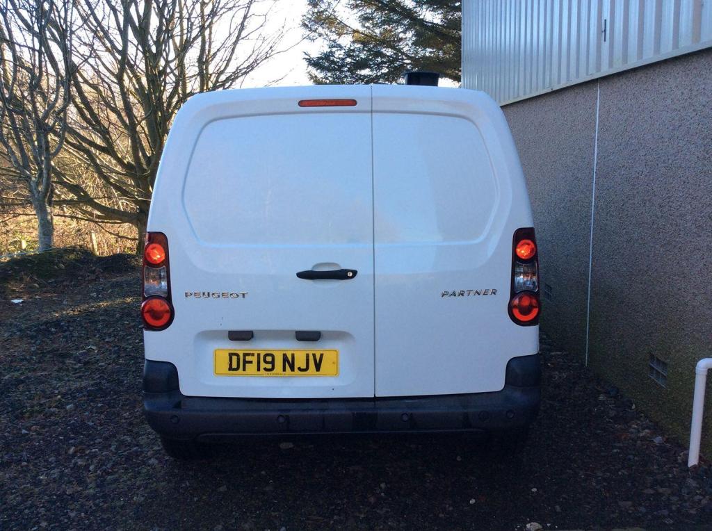 PEUGEOT PARTNER