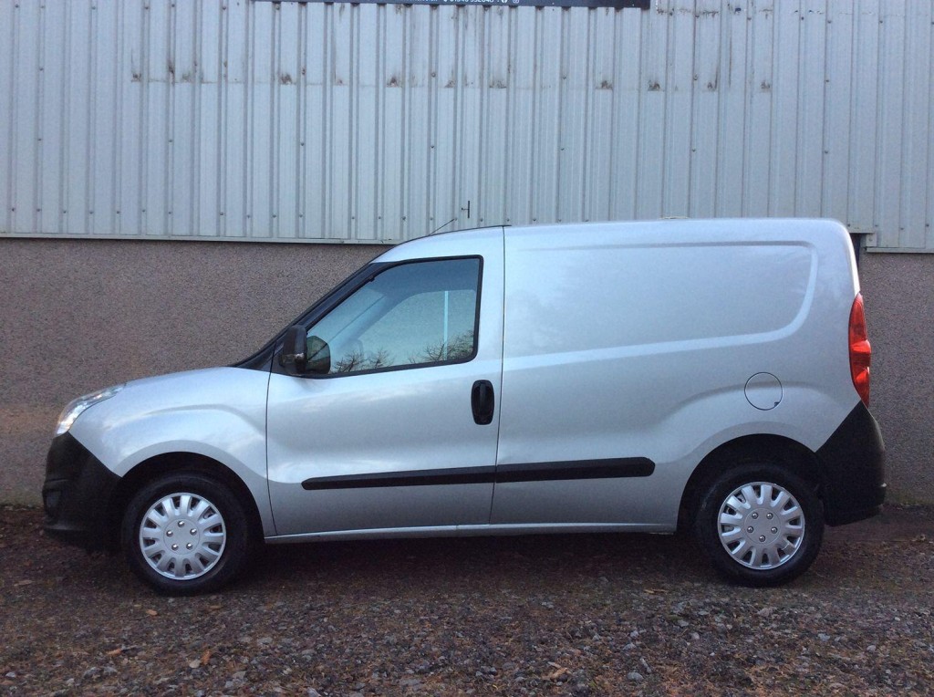 VAUXHALL COMBO