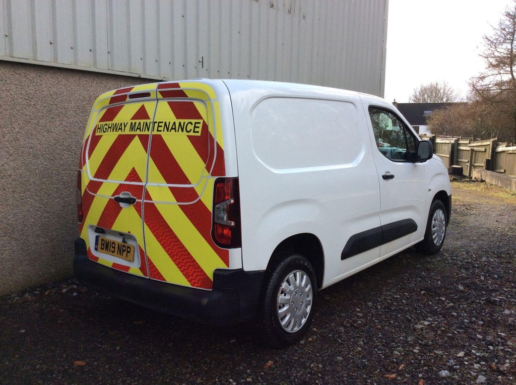View VAUXHALL COMBO 1.6 Turbo D 2000 Edition