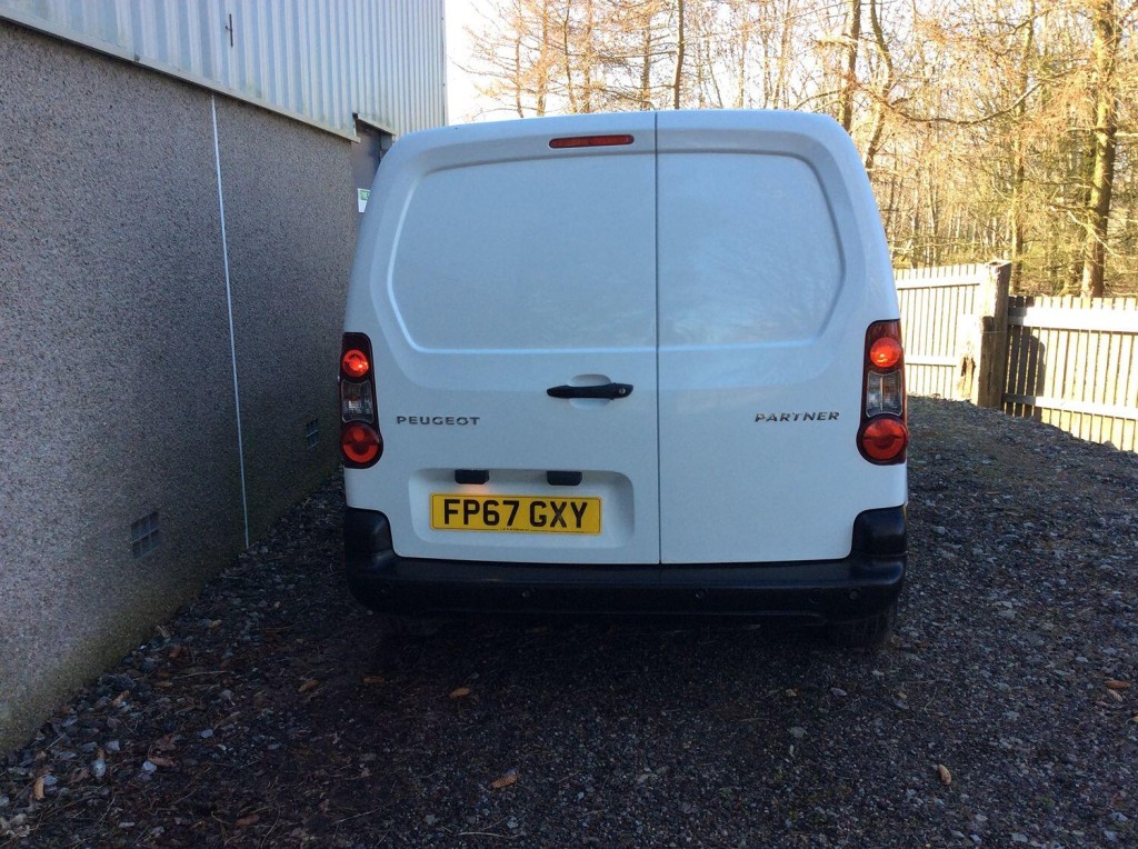 PEUGEOT PARTNER