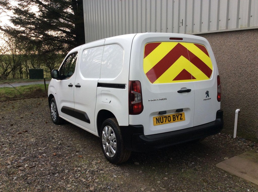 PEUGEOT PARTNER