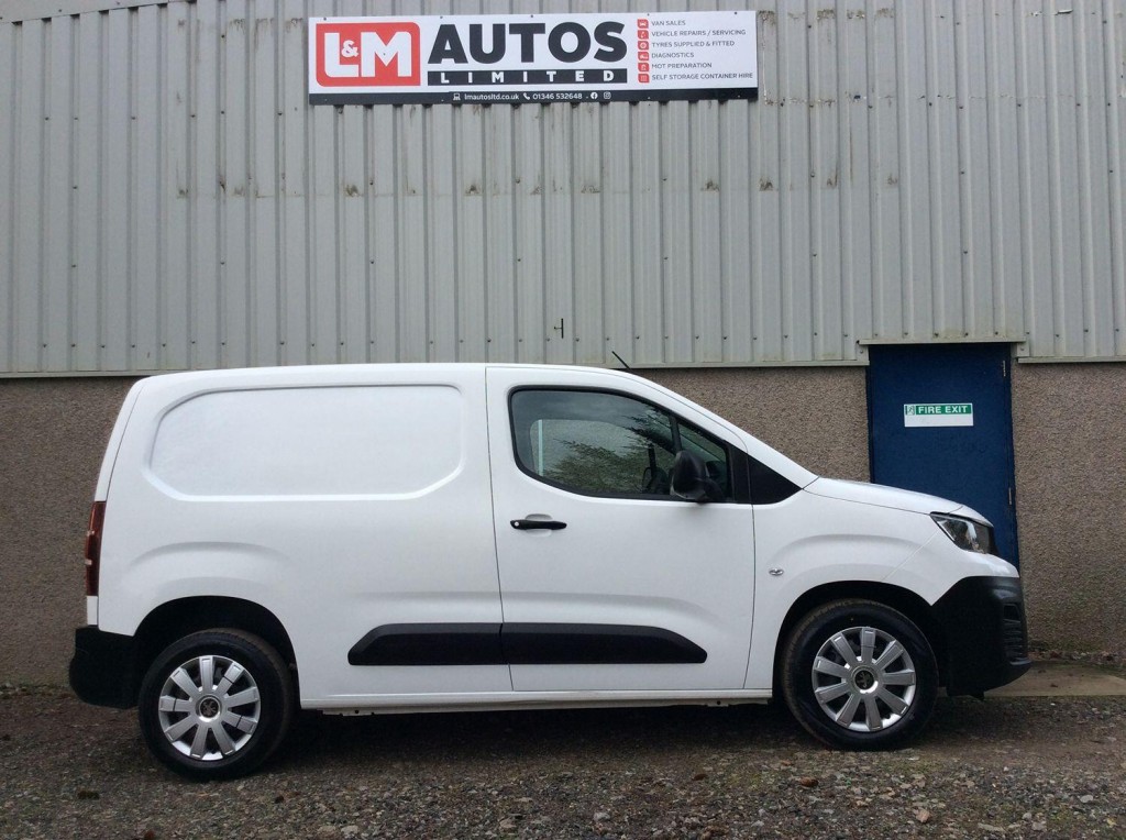 View PEUGEOT PARTNER 1.5 BlueHDi 1000 Professional