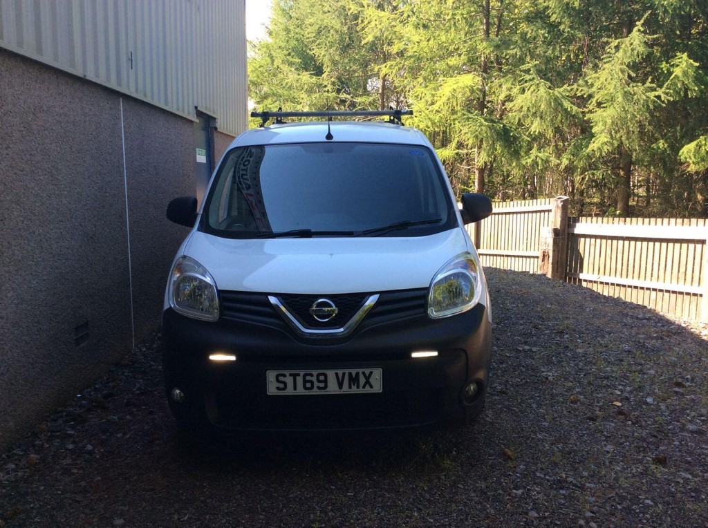 NISSAN NV250