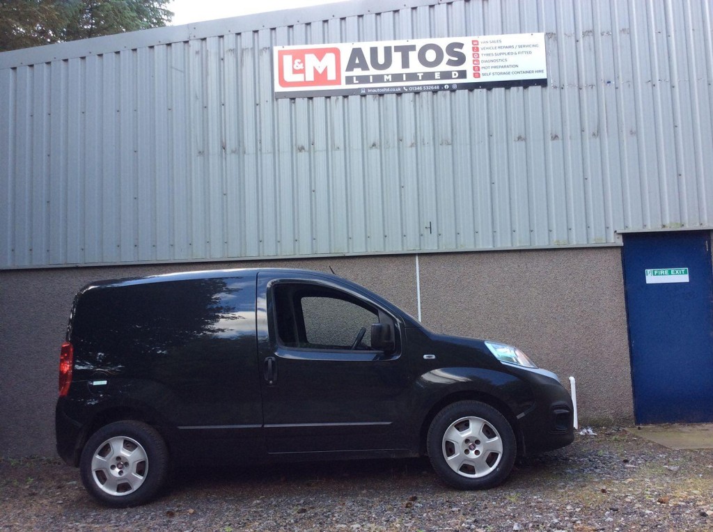 View FIAT FIORINO 1.4 New Fiorino Cargo 1.4 75hp Tecnico Eu6d