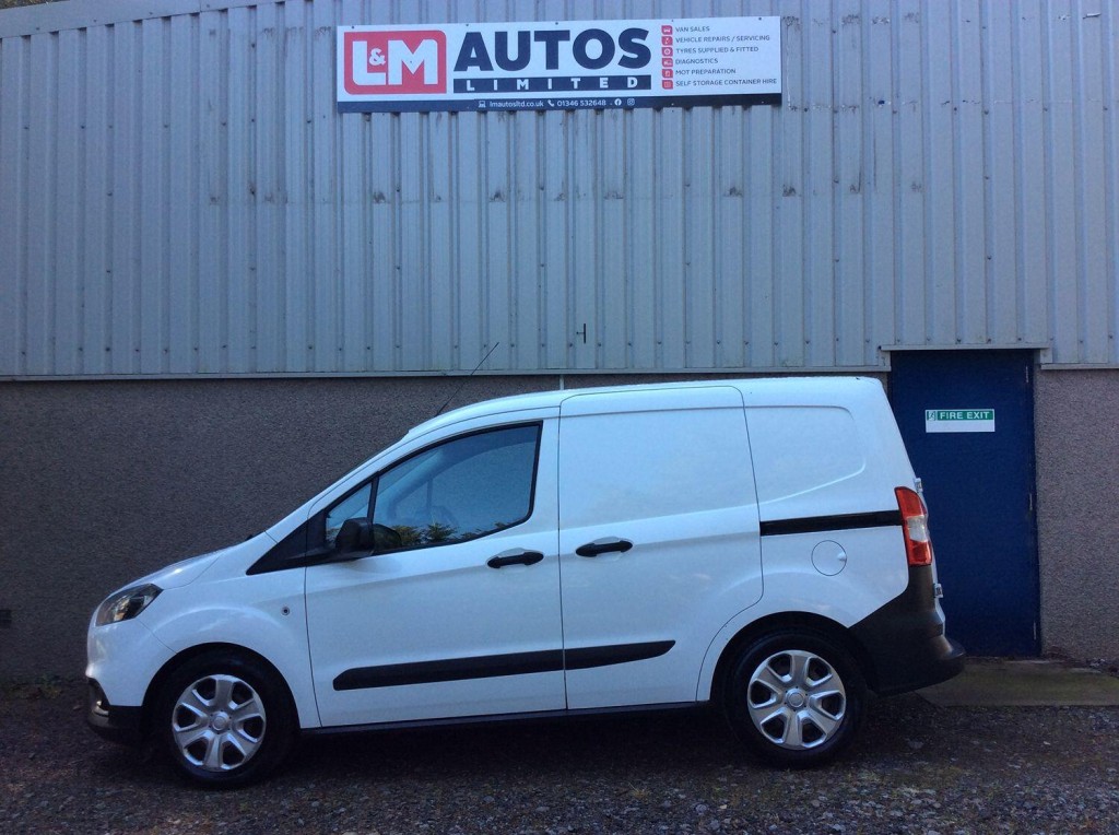 FORD TRANSIT COURIER
