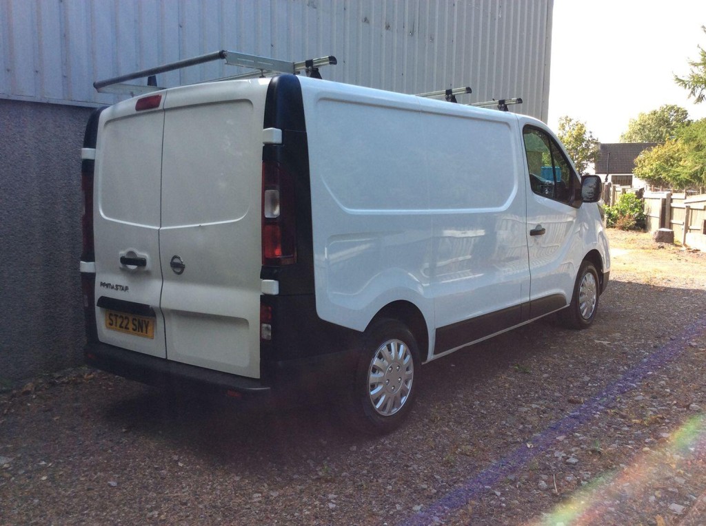 View NISSAN PRIMASTAR 2.0 dCi 28 Visia