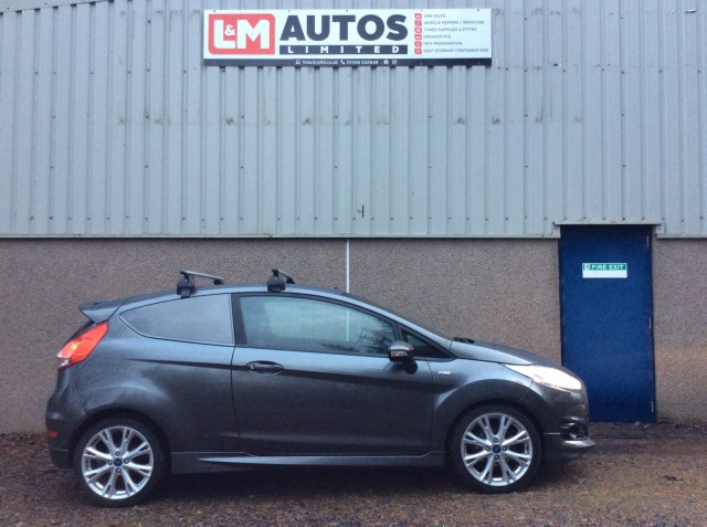 FORD FIESTA VAN 1.5 TDCi Sport