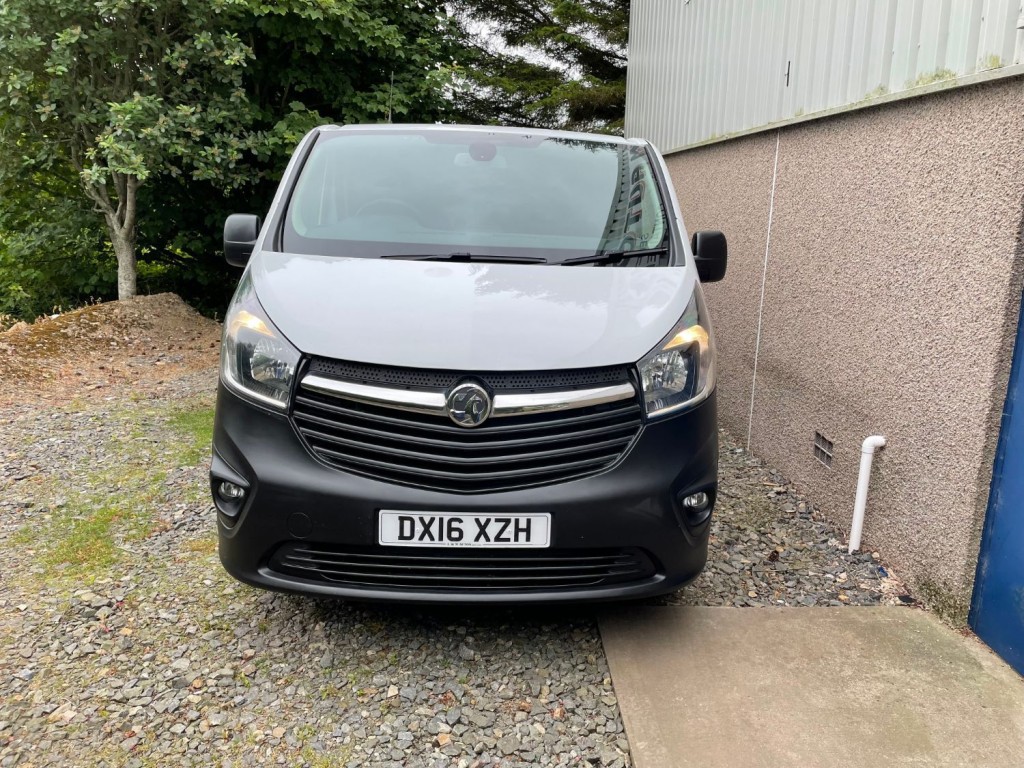 VAUXHALL VIVARO