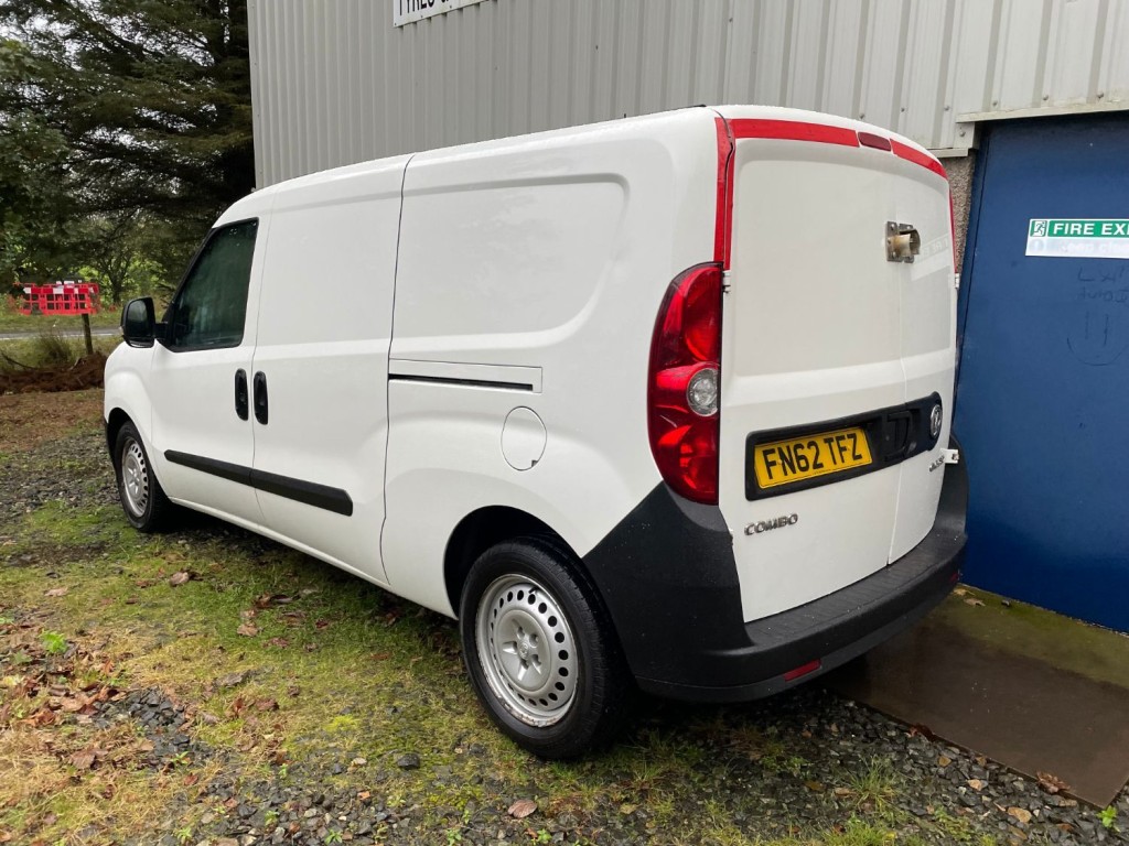 VAUXHALL COMBO