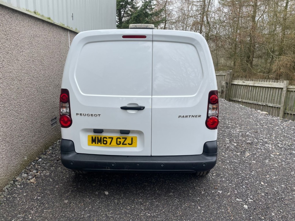 PEUGEOT PARTNER
