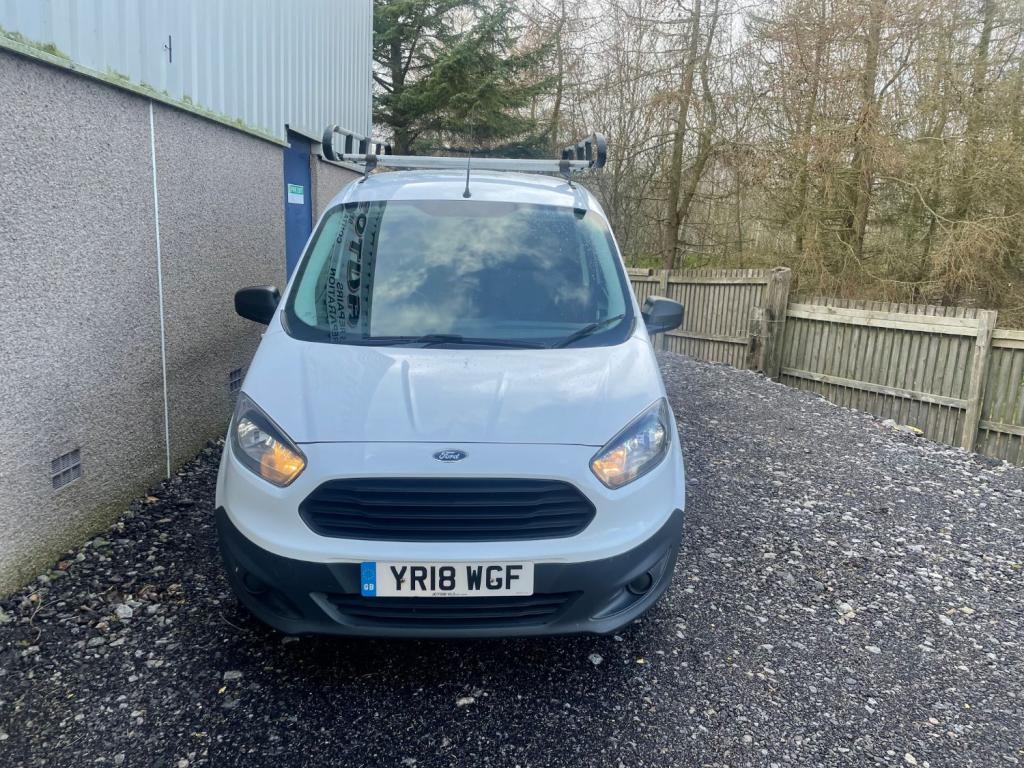 FORD TRANSIT COURIER