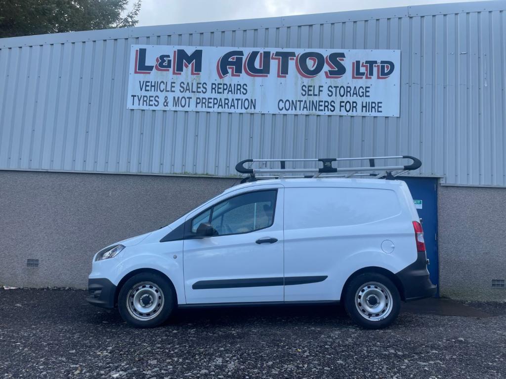 FORD TRANSIT COURIER