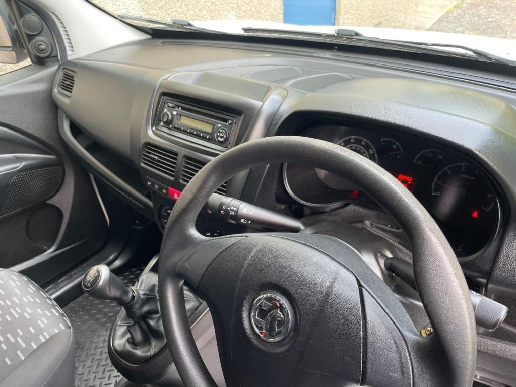 VAUXHALL COMBO