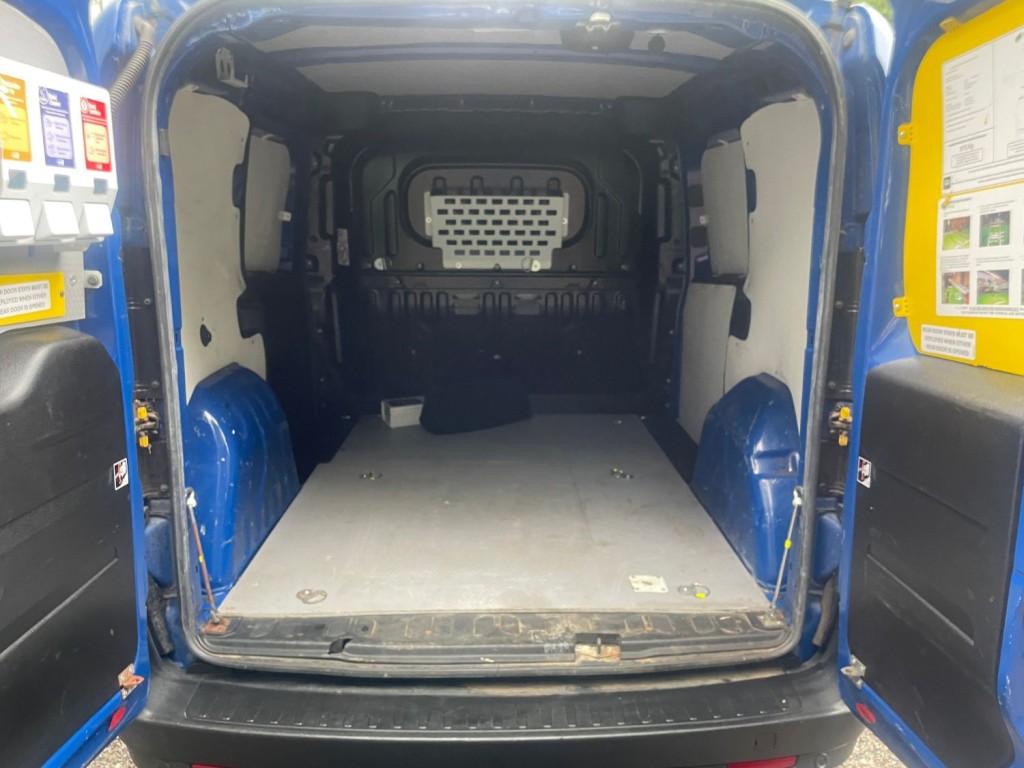 FIAT DOBLO CARGO