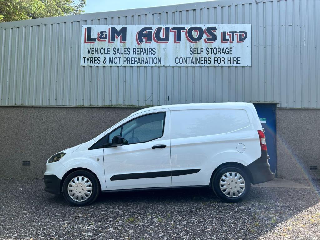 FORD TRANSIT COURIER