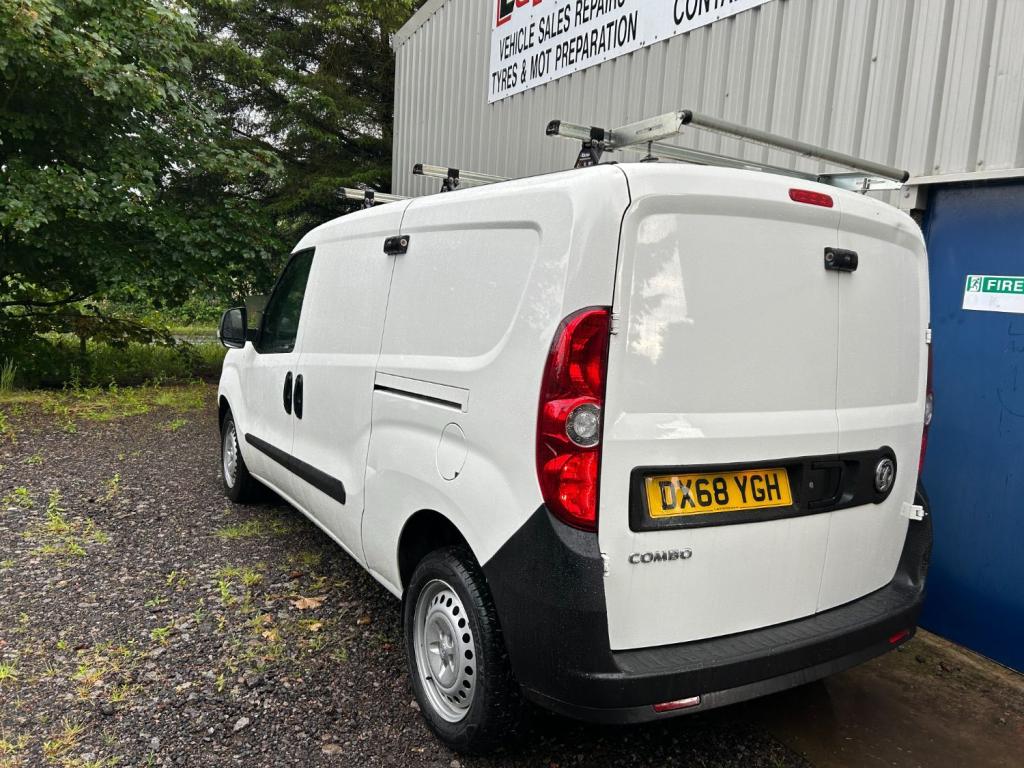 VAUXHALL COMBO