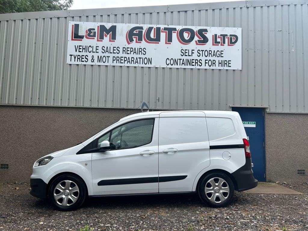 FORD TRANSIT COURIER