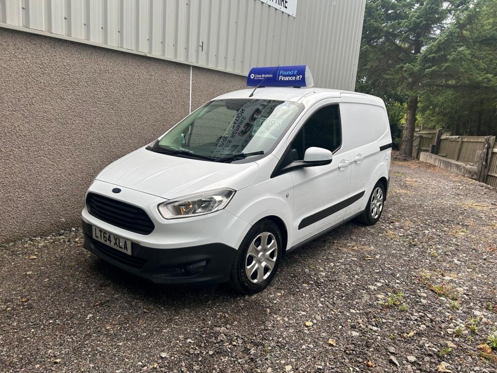 FORD TRANSIT COURIER