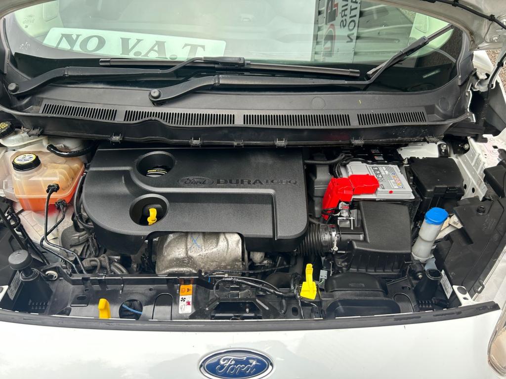 FORD TRANSIT COURIER