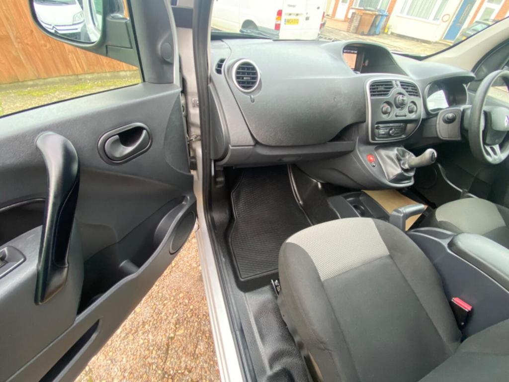 RENAULT KANGOO MAXI