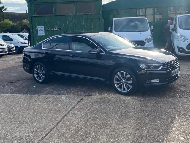 VOLKSWAGEN PASSAT 2.0 TDI BlueMotion Tech SE