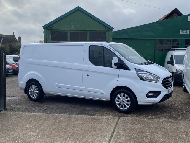 FORD TRANSIT CUSTOM 2.0 Transit Custom Limited Van 300 L2 2.0L EcoBlue 130PS FWD 6 Speed Manual