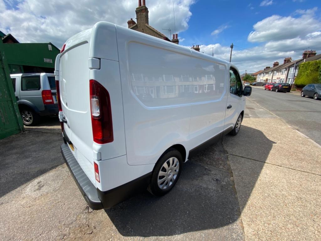 RENAULT TRAFIC