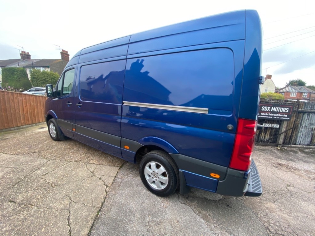VOLKSWAGEN CRAFTER