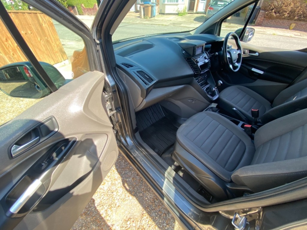 FORD TRANSIT CONNECT