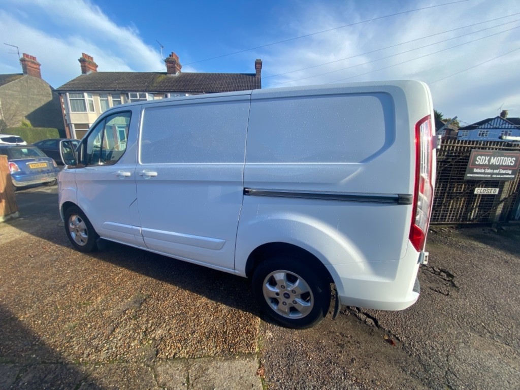 FORD TRANSIT CUSTOM